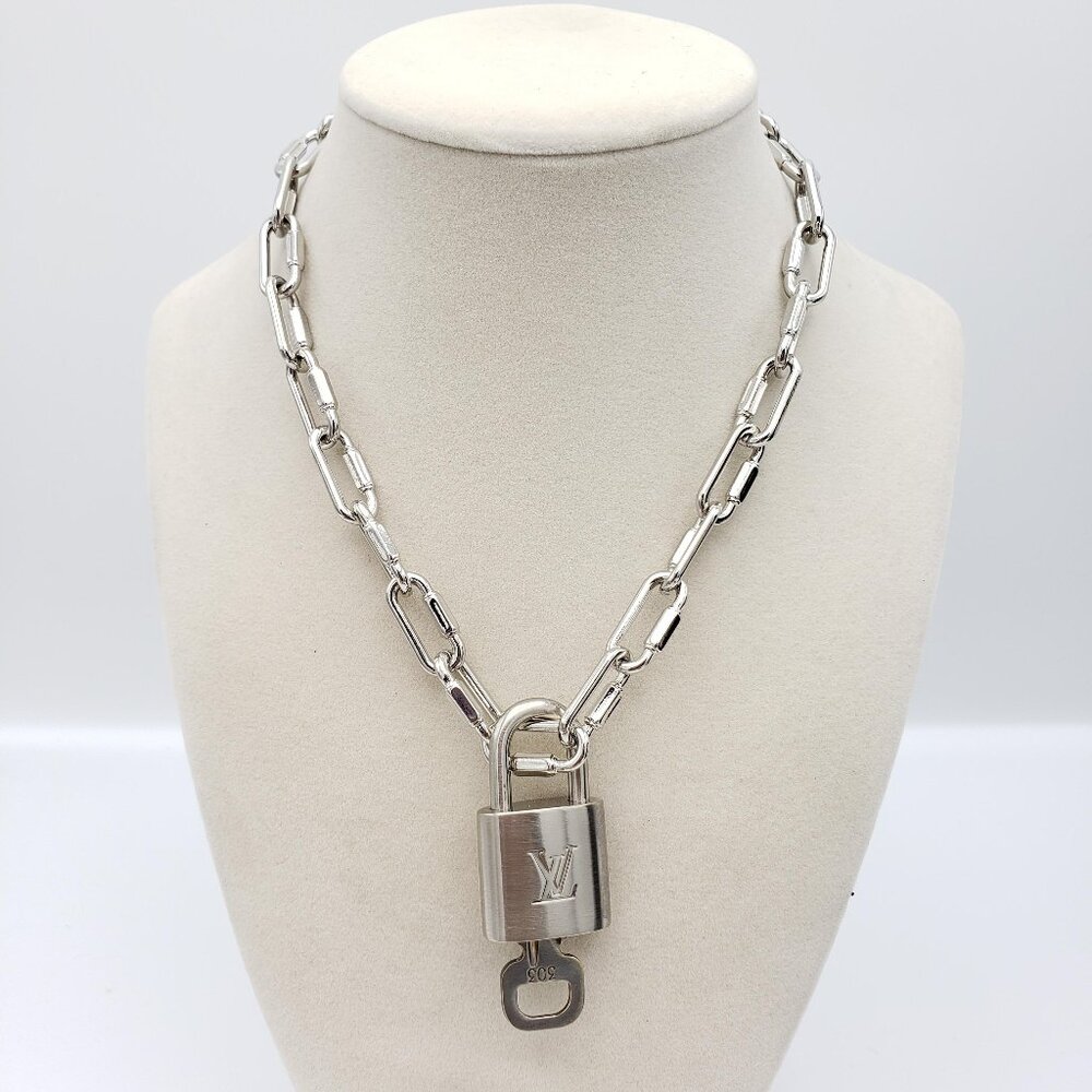 Authentic Louis Vuitton Padlock w/Unbranded Stainless Steel Plated Silver Chain